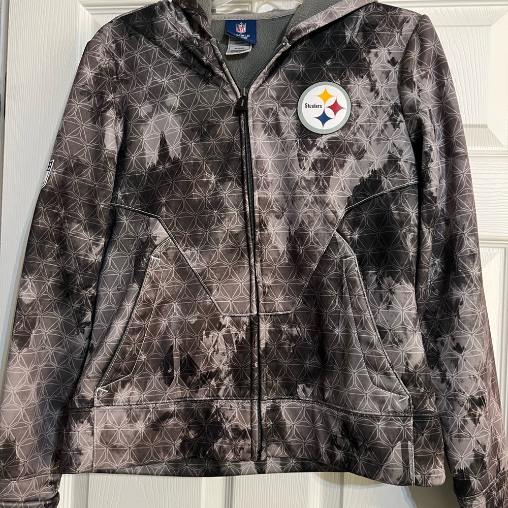 Steelers Geometric Zip-Up Hoodie